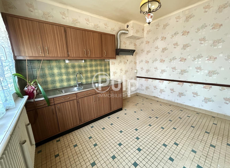 Maison - 80 m² - 5 pièces