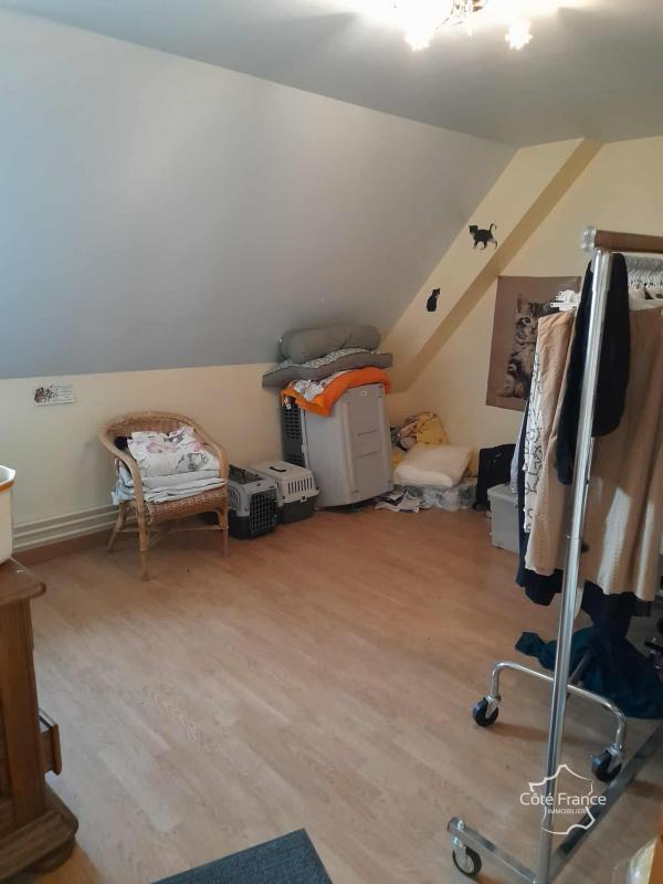 Corps de ferme - 260 m² - 12 pièces