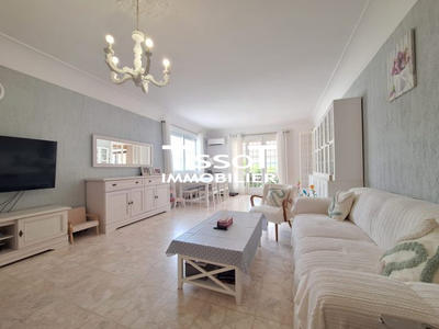 Villa - 300 m² - 10 pièces