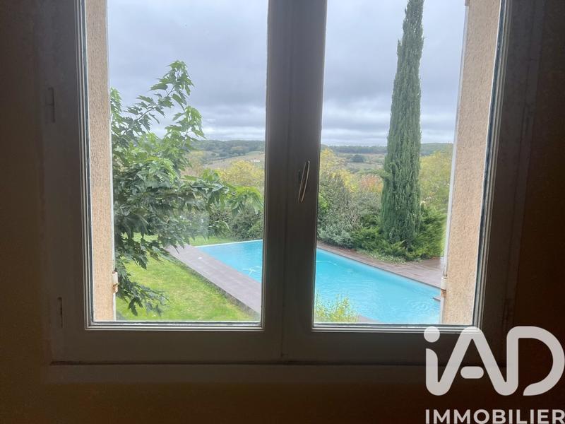 Maison de campagne - 250 m² - 9 pièces