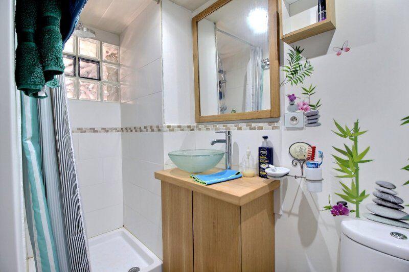 Appartement - 145 m² - 8 pièces