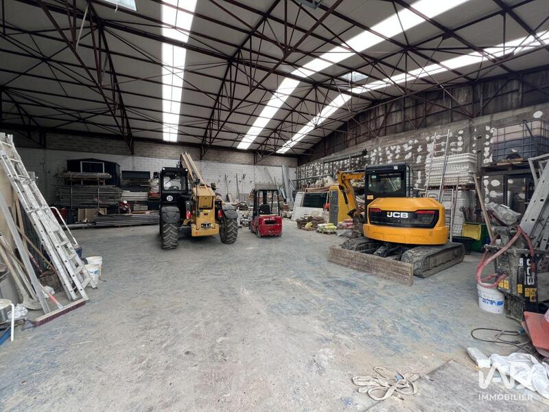 Local commercial - 481 m²