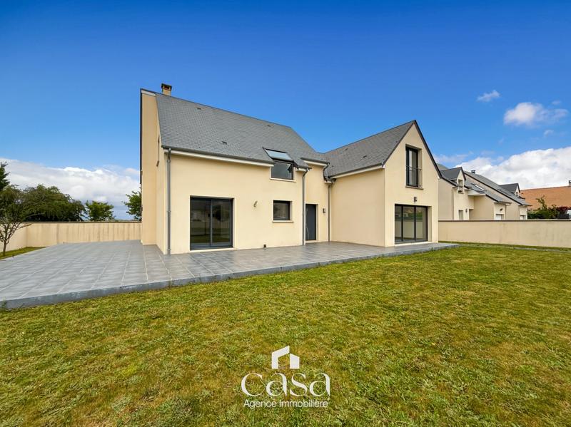 Maison - 204 m² - 7 pièces