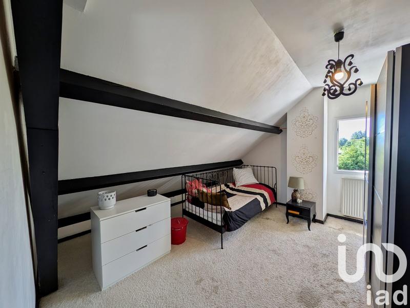 Maison - 145 m² - 9 pièces