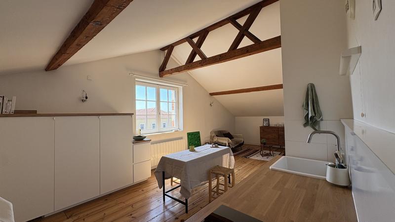 Appartement bourgeois - 76 m² - 3 pièces