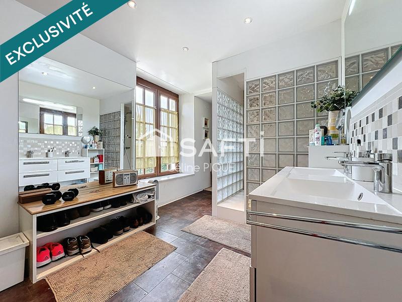 Maison de maîtres - 367 m² - 11 pièces