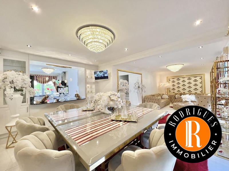 Maison - 123 m² - 5 pièces