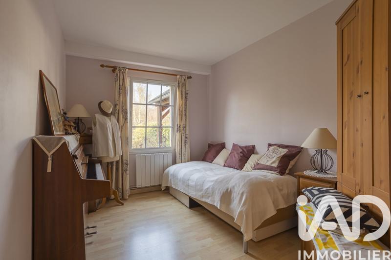 Maison - 206 m² - 8 pièces