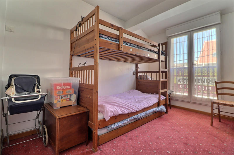 Appartement - 80 m² - 4 pièces