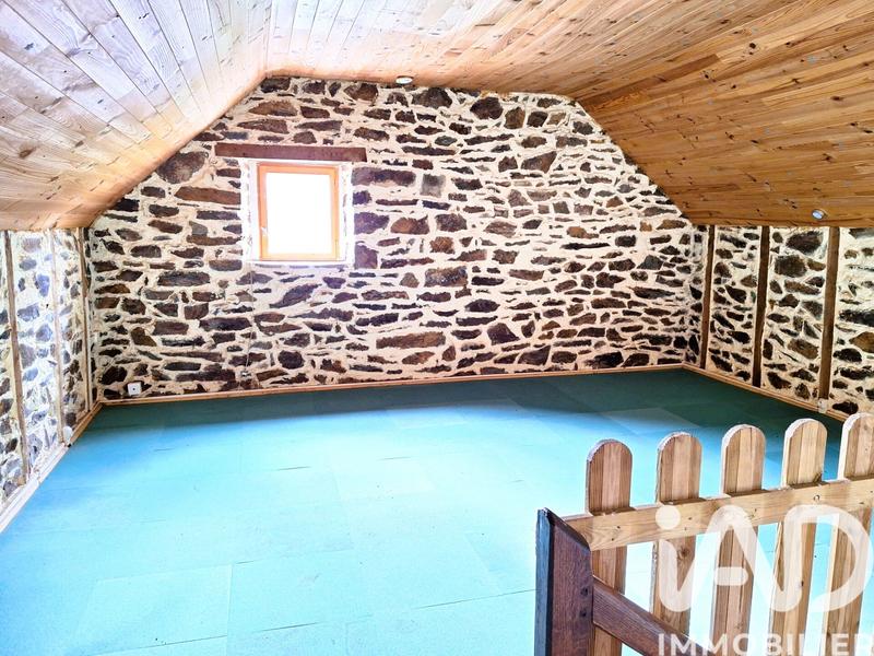 Maison - 81 m² - 4 pièces