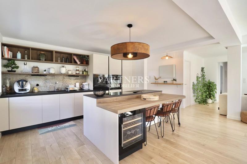 Maison - 140 m² - 6 pièces