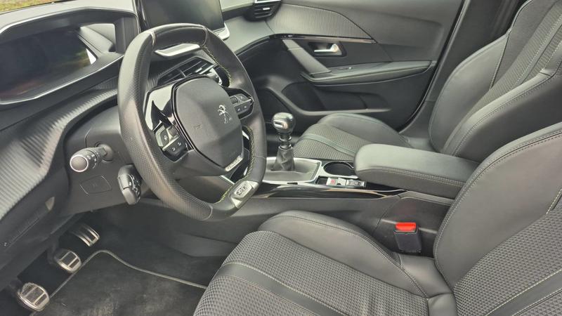 Peugeot 208 1.2 PureTech 100 Gt