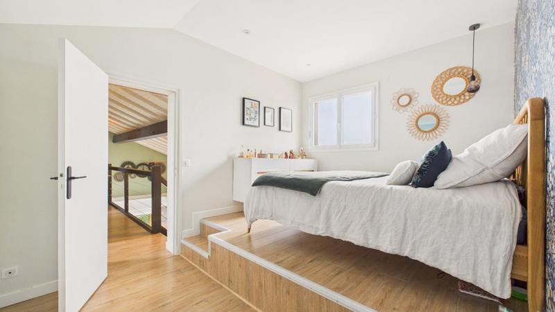 Appartement - 107 m² - 5 pièces