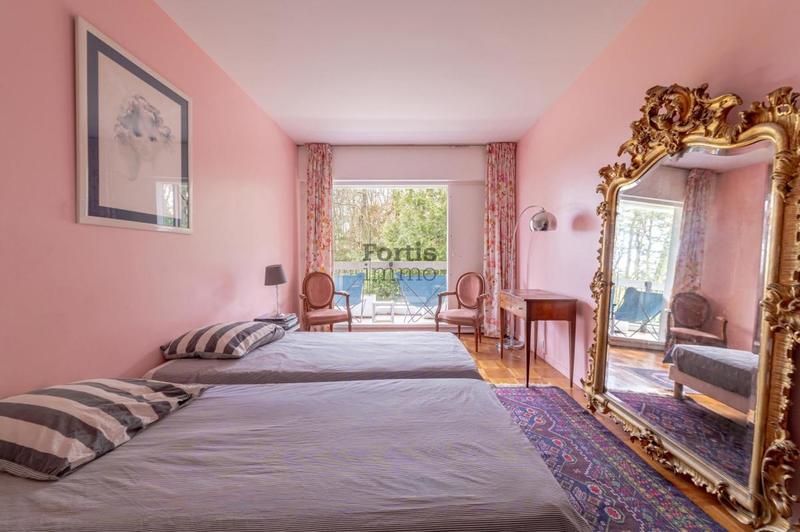 Appartement - 161 m² - 6 pièces