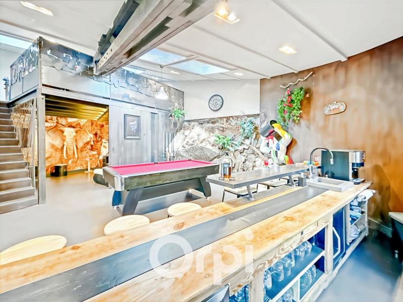 Villa - 544 m² - 8 pièces