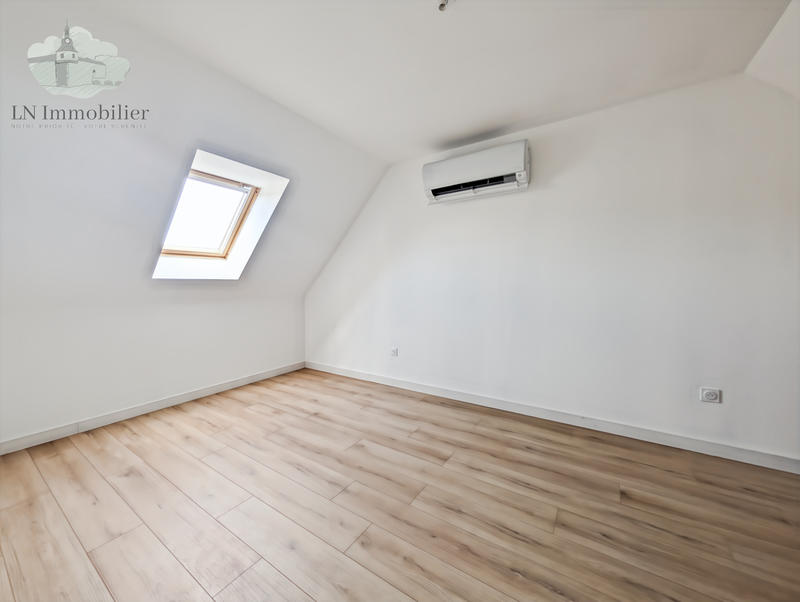 Maison - 97 m² - 5 pièces