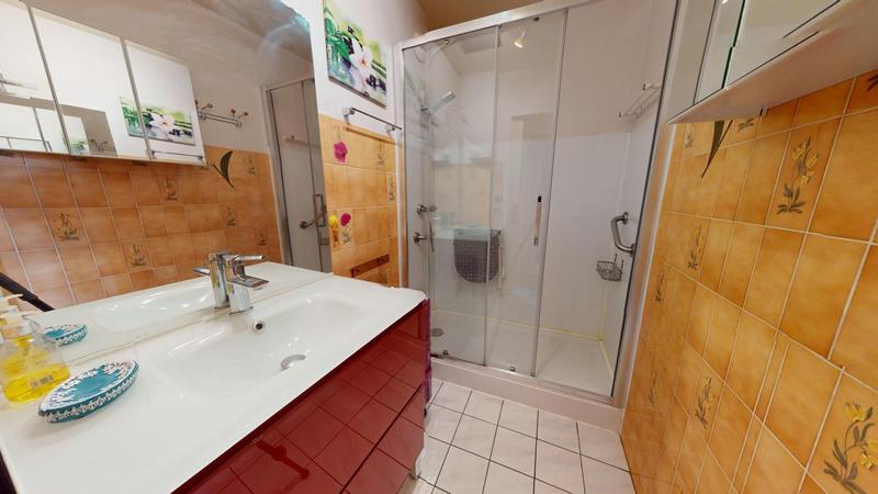 Appartement - 82 m² - 4 pièces