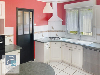 Maison - 105 m² - 5 pièces