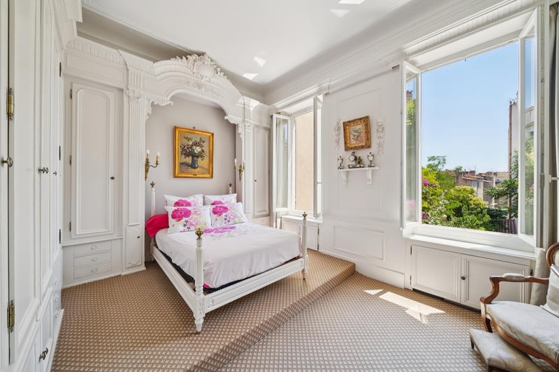 Immeuble - 340 m² - 14 pièces