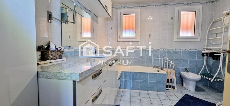 Maison - 170 m² - 6 pièces