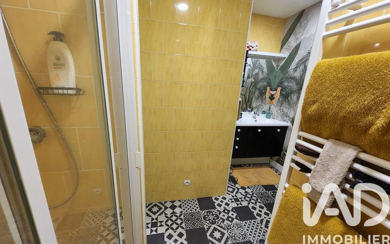 Maison - 313 m² - 10 pièces