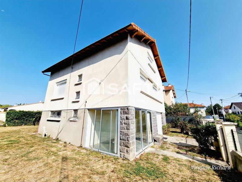 Maison - 141 m² - 5 pièces