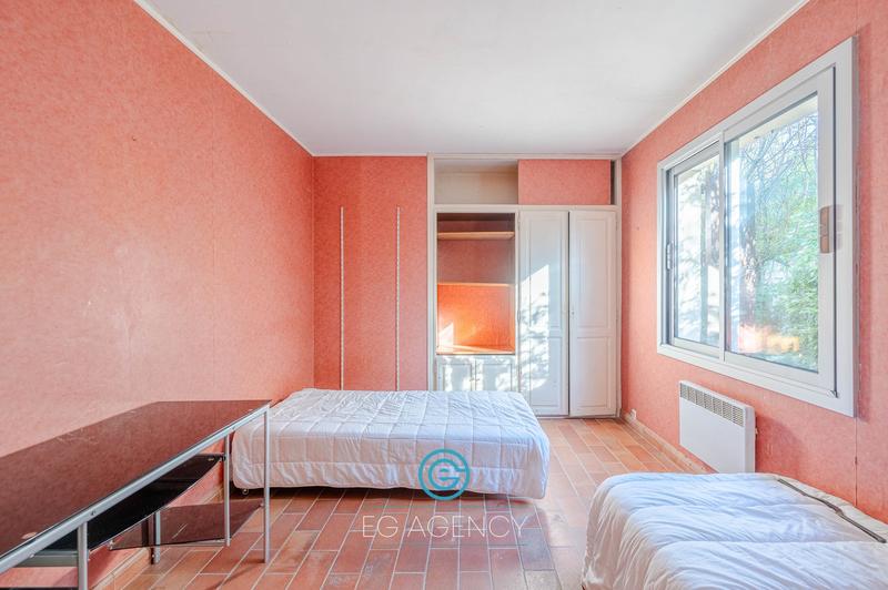 Maison - 200 m² - 6 pièces