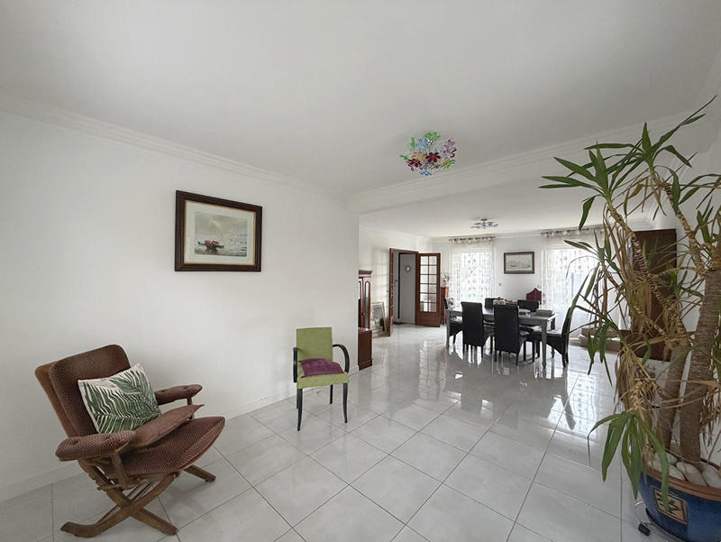 Maison - 129 m² - 7 pièces