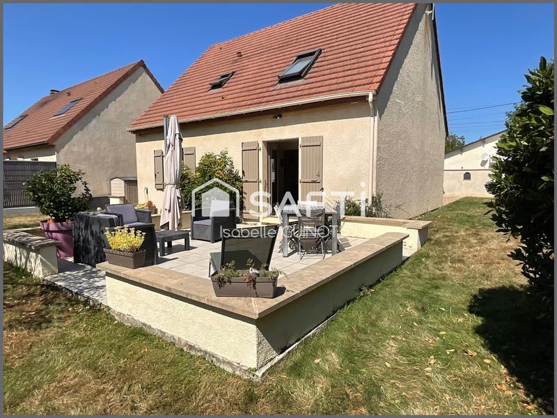 Maison - 90 m² - 4 pièces