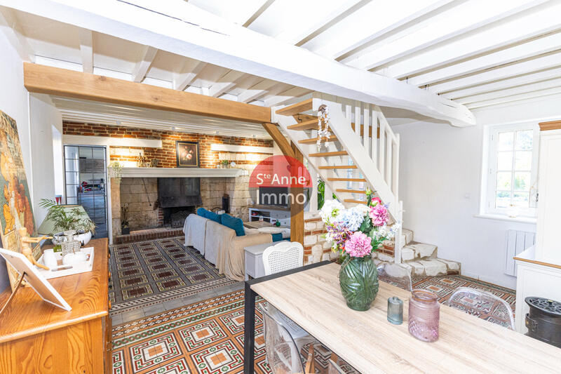 Maison - 200 m² - 5 pièces