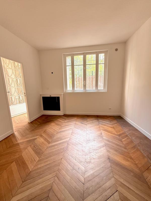 Appartement - 106 m² - 4 pièces
