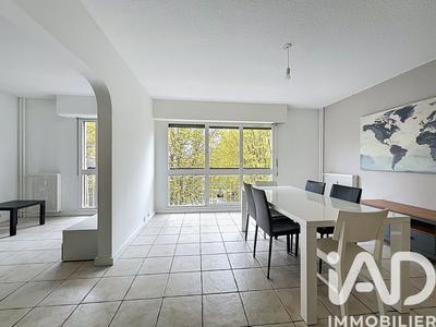 Appartement - 74 m² - 3 pièces