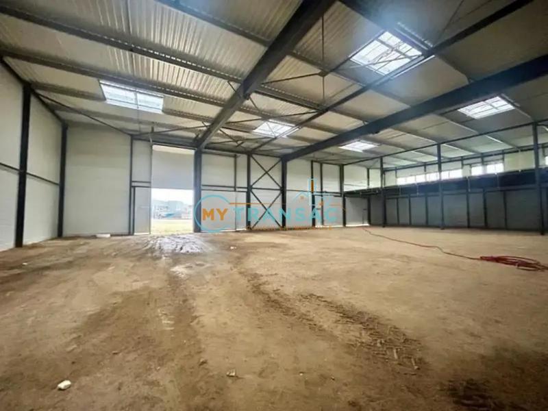 Local d'activités - 2 019 m²