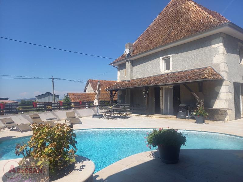 Maison bourgeoise - 220 m² - 7 pièces