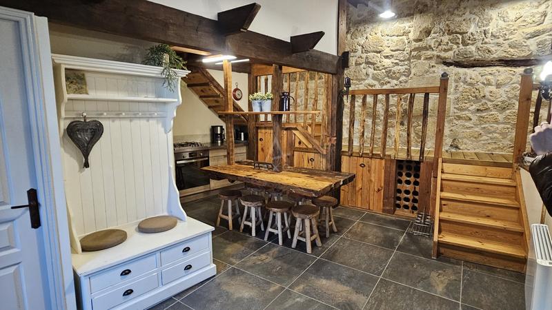 Maison - 332 m² - 6 pièces