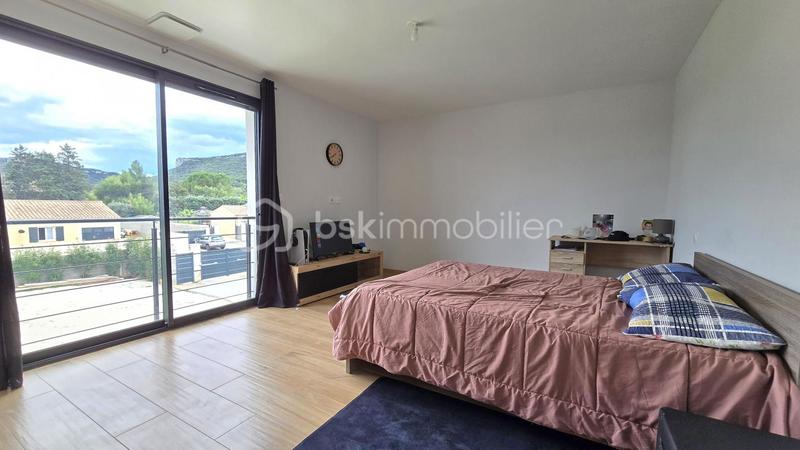 Villa - 188 m² - 6 pièces