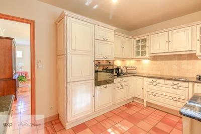 Propriété - 185 m² - 7 pièces