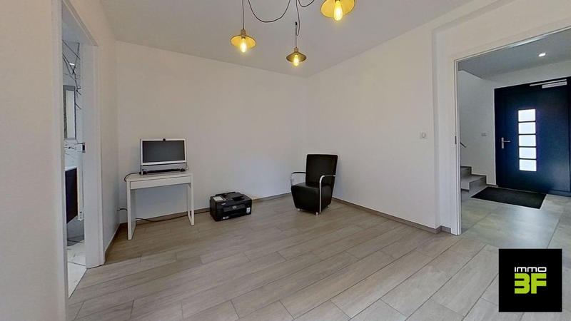 Maison - 158 m² - 6 pièces