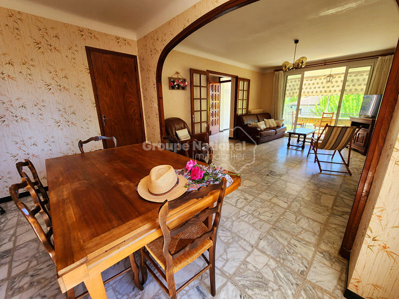 Villa - 180 m² - 3 pièces