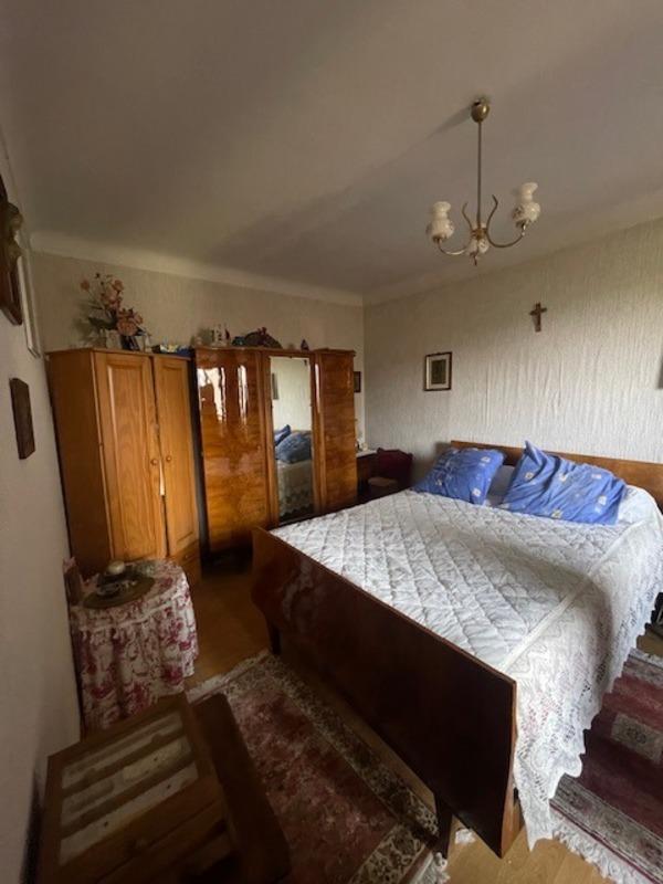 Propriété - 201 m² - 17 pièces