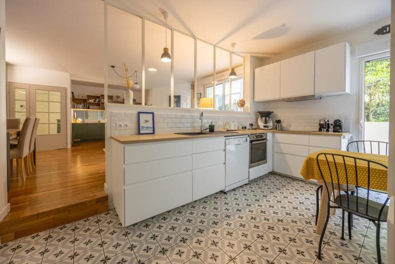 Appartement - 122 m² - 6 pièces