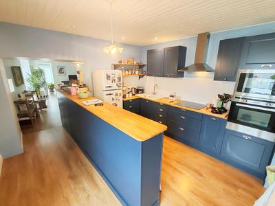 Maison - 141 m² - 6 pièces