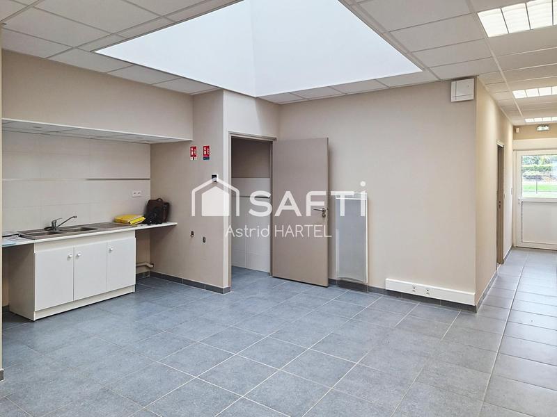 Local commercial - 146 m² - 6 pièces