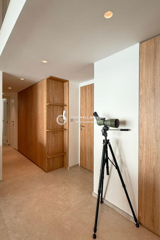 Appartement - 90 m² - 3 pièces