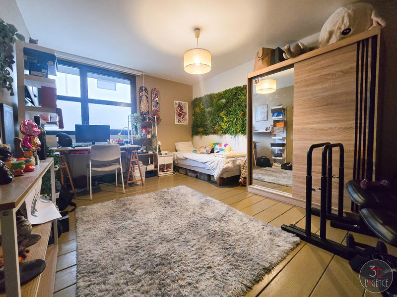 Maison - 227 m² - 6 pièces