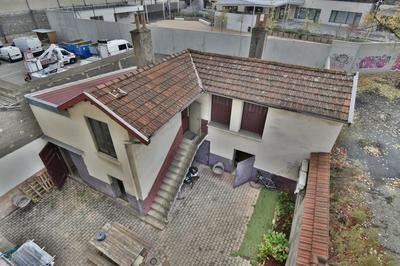 Maison de ville - 90 m² - 4 pièces