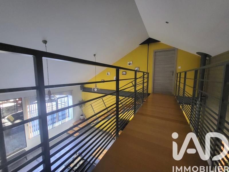 Loft - 140 m² - 5 pièces