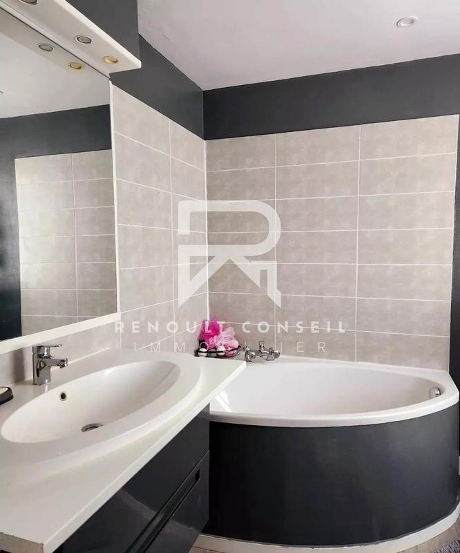 Maison de ville - 134 m² - 6 pièces