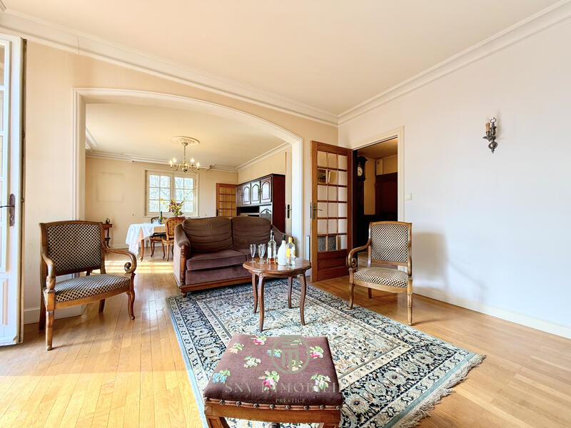 Maison - 165 m² - 7 pièces