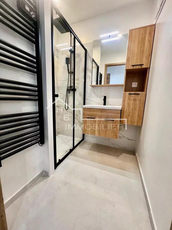 Appartement - 76 m² - 3 pièces